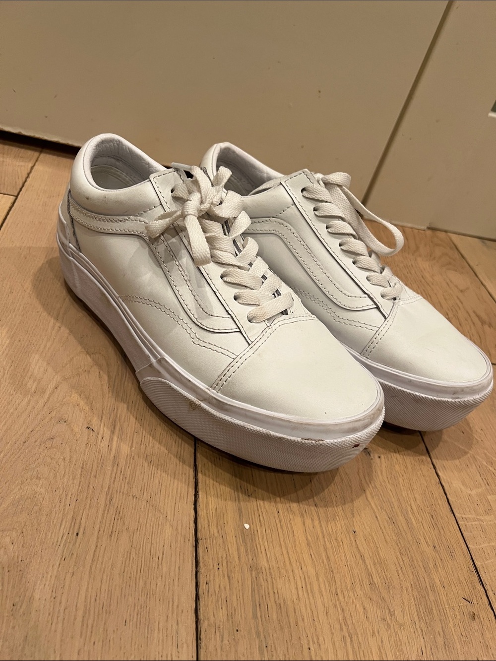 Vans Classic Low-Top Sneakers in White